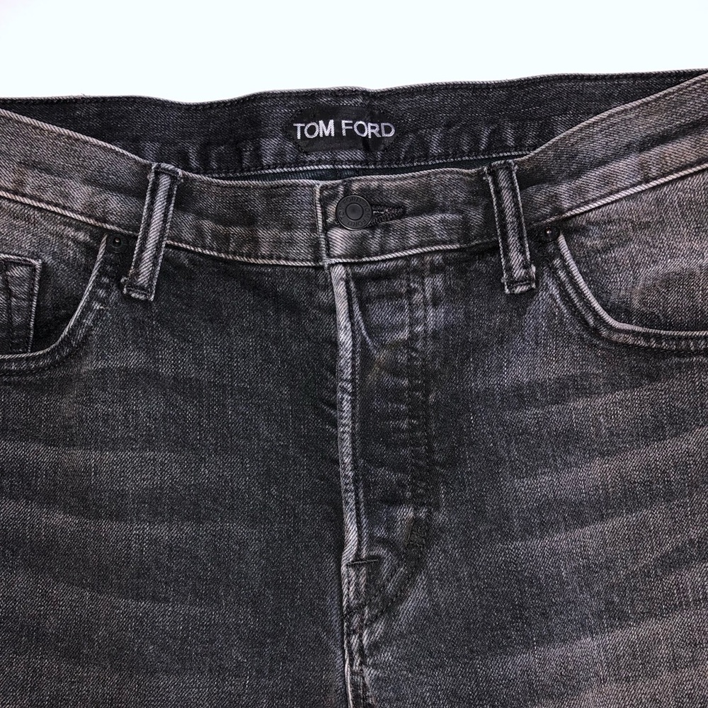 SOLD ๐ฆ TOM FORD
Slim-Fit Selvedge Jeans - Picture 10 of 16